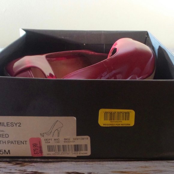 *SOLD* Red Patent Leather Peep Toe Pumps - Picture 7 of 8